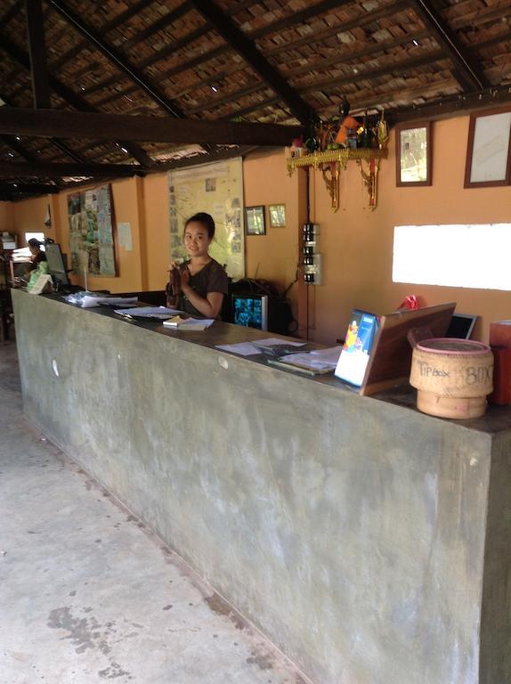 Thakhek Travel Lodge Exteriör bild