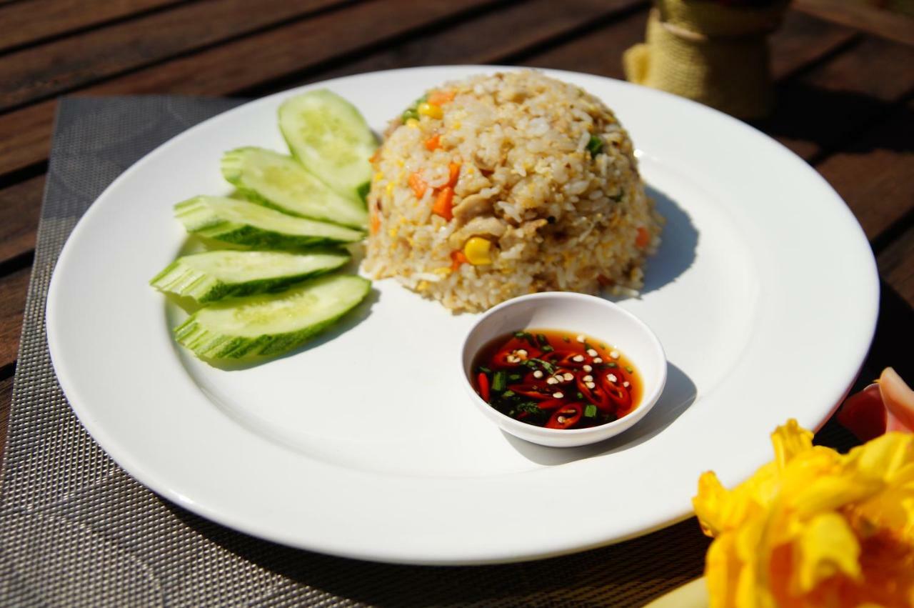 Thakhek Travel Lodge Exteriör bild
