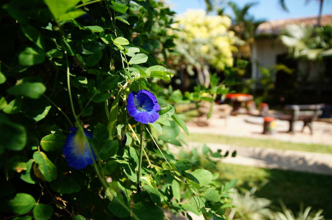 Thakhek Travel Lodge Exteriör bild